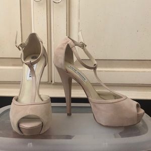 STEVE MADDEN HEELS